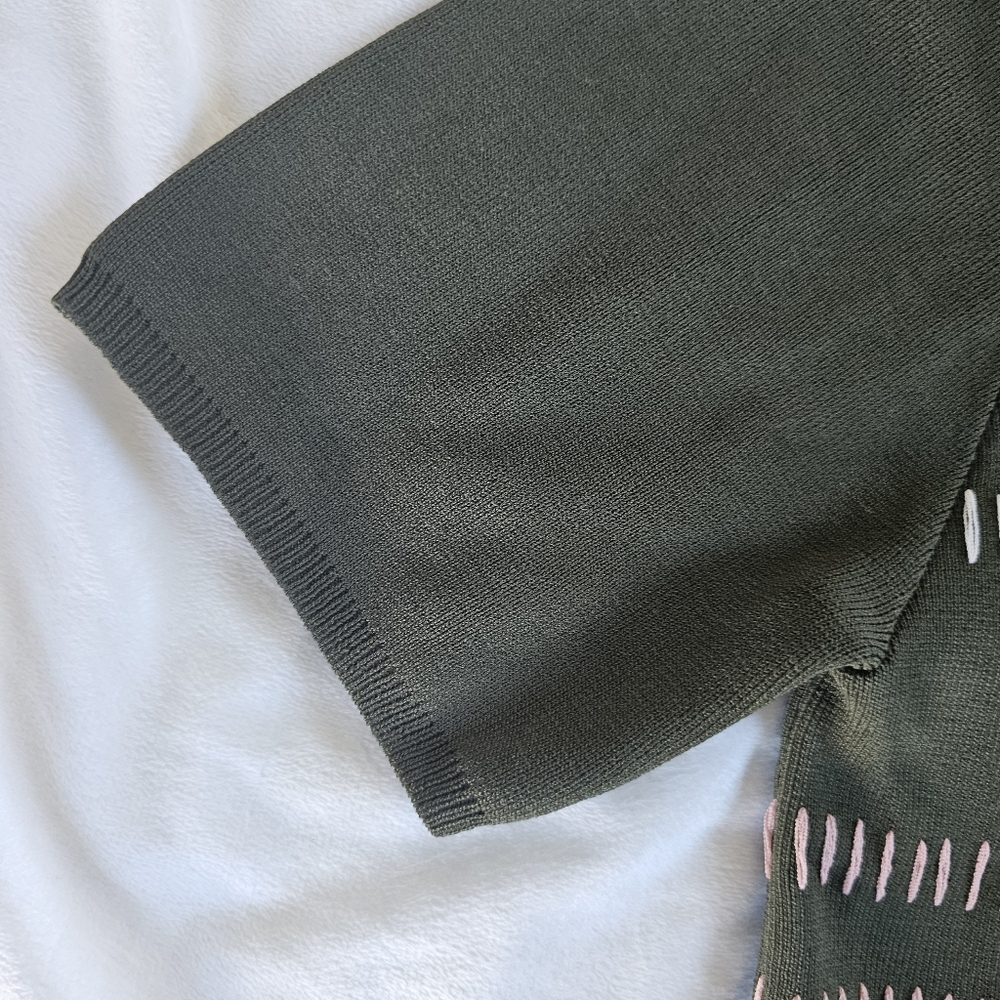 Small . All:Row Embroidered Top - Picture 3 of 7